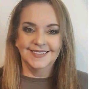 Meet your Posher, Roxy